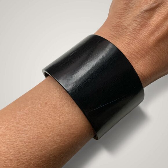 Gucci Black Leather Sterling Silver Bangle Cuff Bracelet - Picture 4 of 4